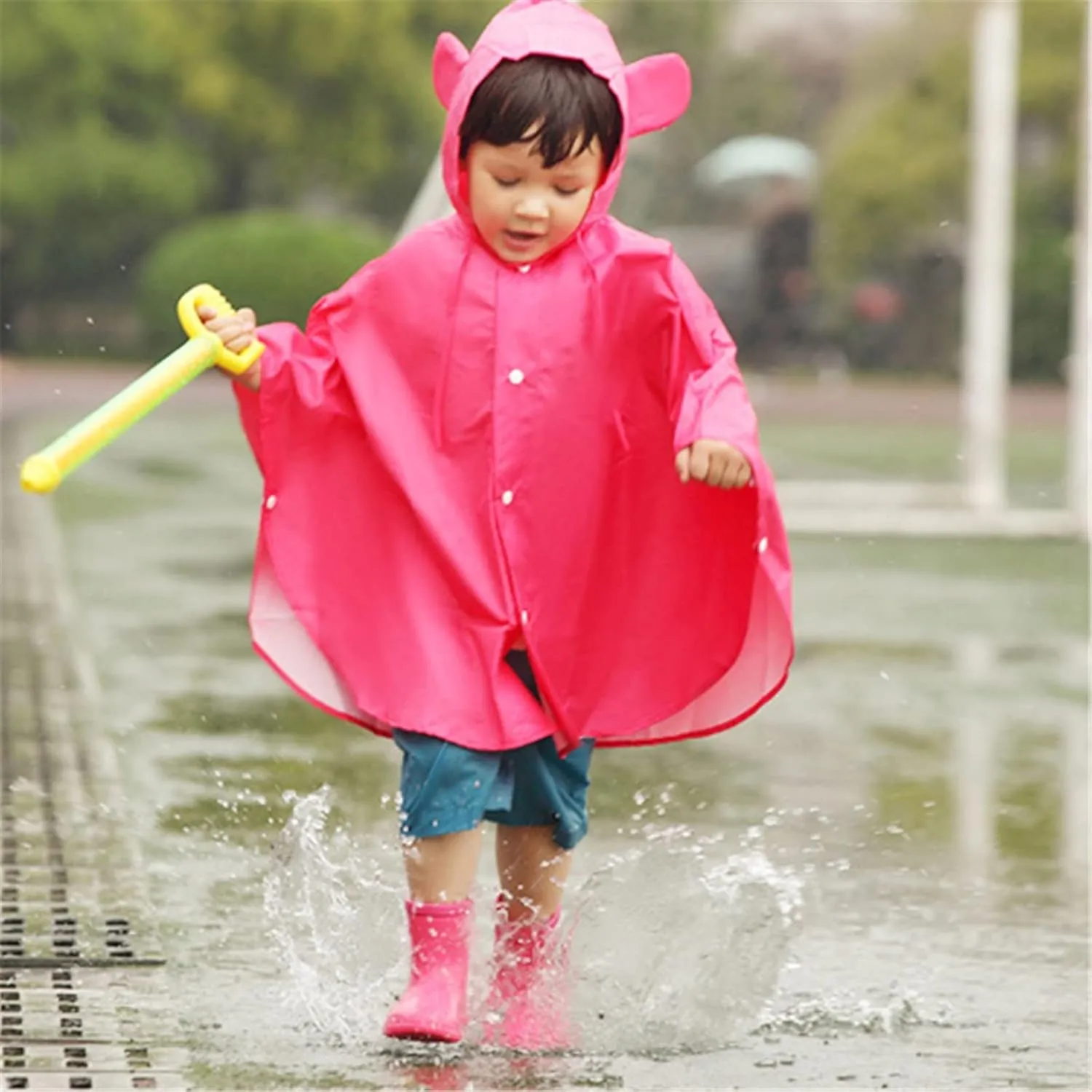 Boys and Girls Rain Boots Baby Short Rain Boots for Toddler Easy-on Lightweight Waterproof Rainy Day Rubber Shoes