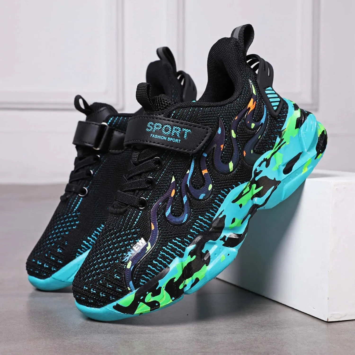 Boys Basketball Shoes Children's Fashion Sneakers Girls Basketball Shoes Indoor and Outdoor Training Running Shoes Breathable Tennis Shoes Students Outdoor Sports Badminton Shoes