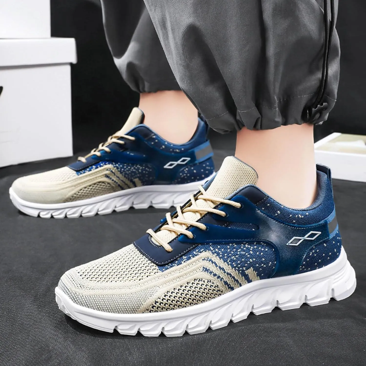 Fashion Sneaker Lace-Up Men Sports Shoes Fashionable New Pattern Simple Color Matching Flat Bottom Comfortable Lace Up