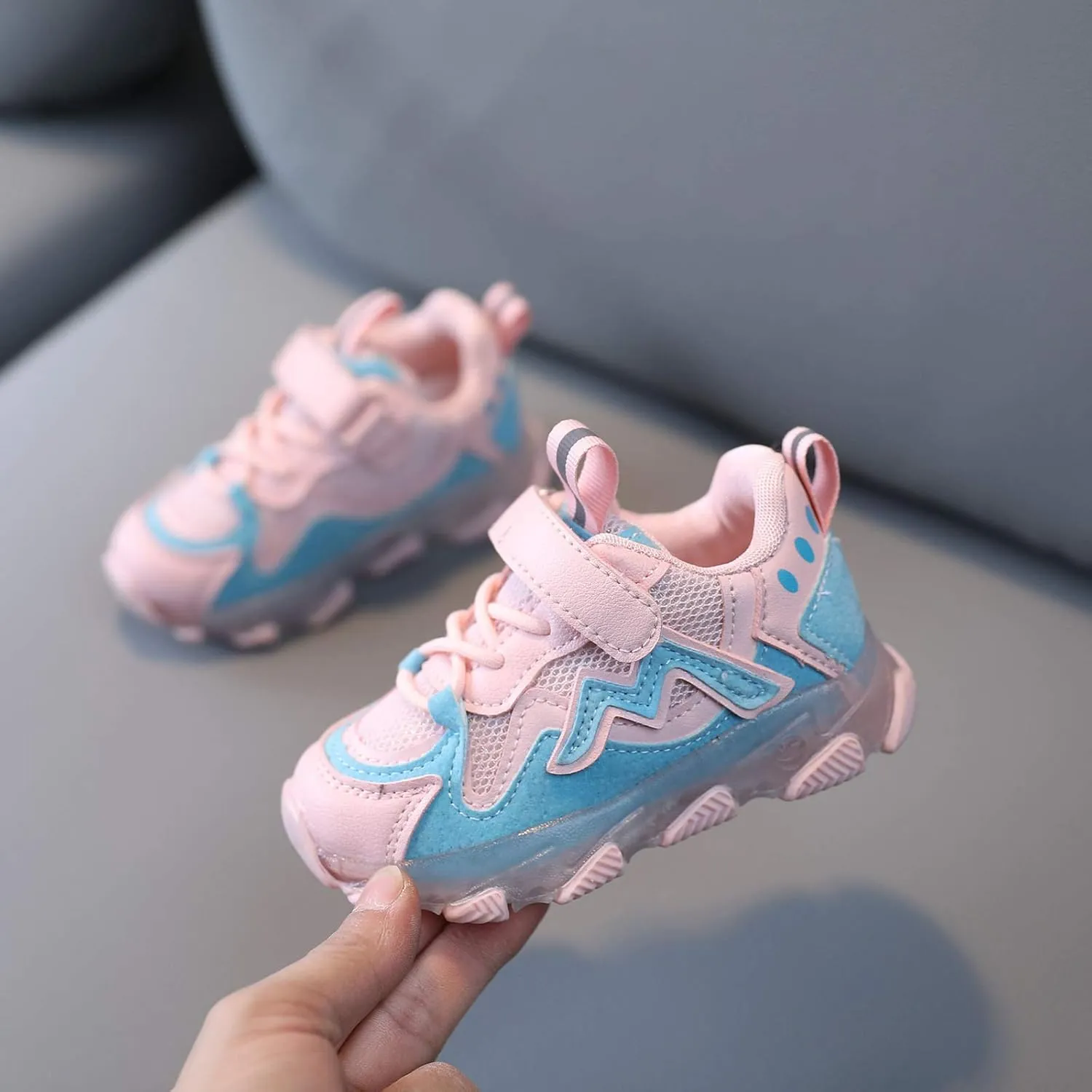 IWIHMIV Girls Tennis Shoes Lightweight Breathable Sports Walking Running Shoe Boy Lace up Running Shoes