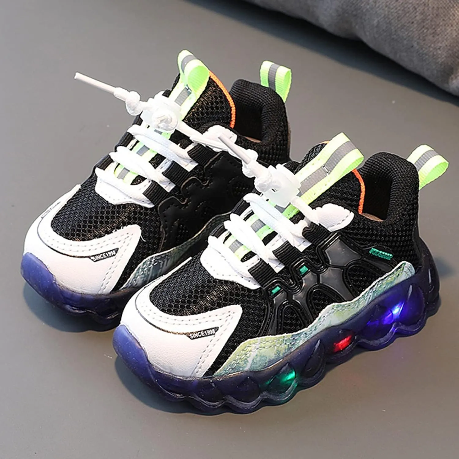 IWIHMIV Girls Tennis Shoes Lightweight Breathable Sports Walking Running Shoe Boy Lace up Running Shoes