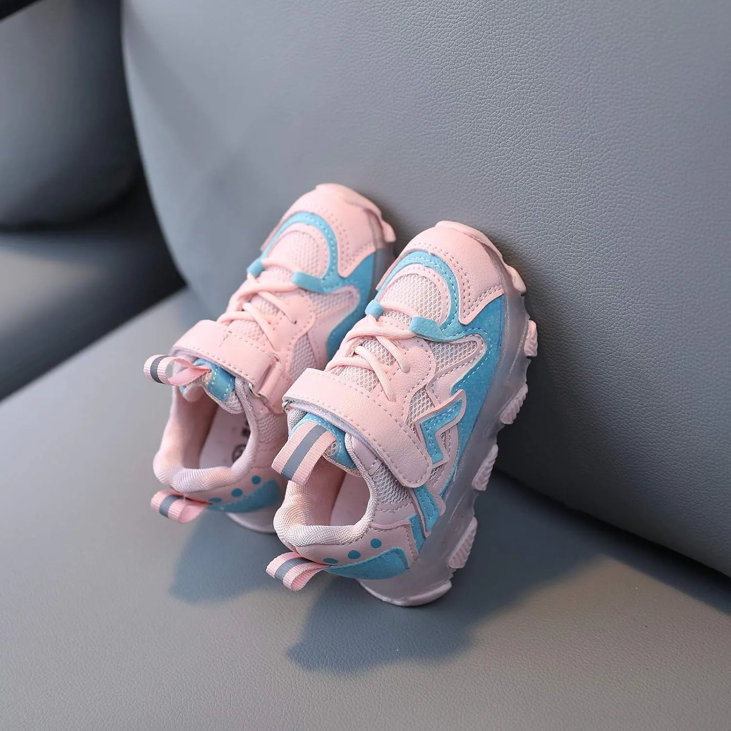 IWIHMIV Girls Tennis Shoes Lightweight Breathable Sports Walking Running Shoe Boy Lace up Running Shoes