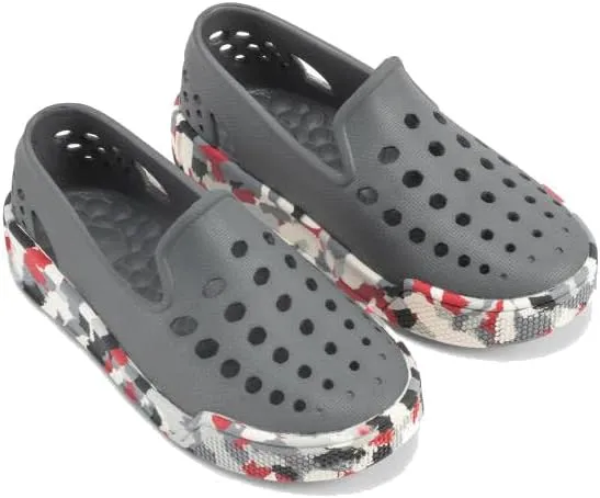 Joybees Kids Skate Sneak Charcoal/Charcoal Camo Gummy - 4 M US Big Kid