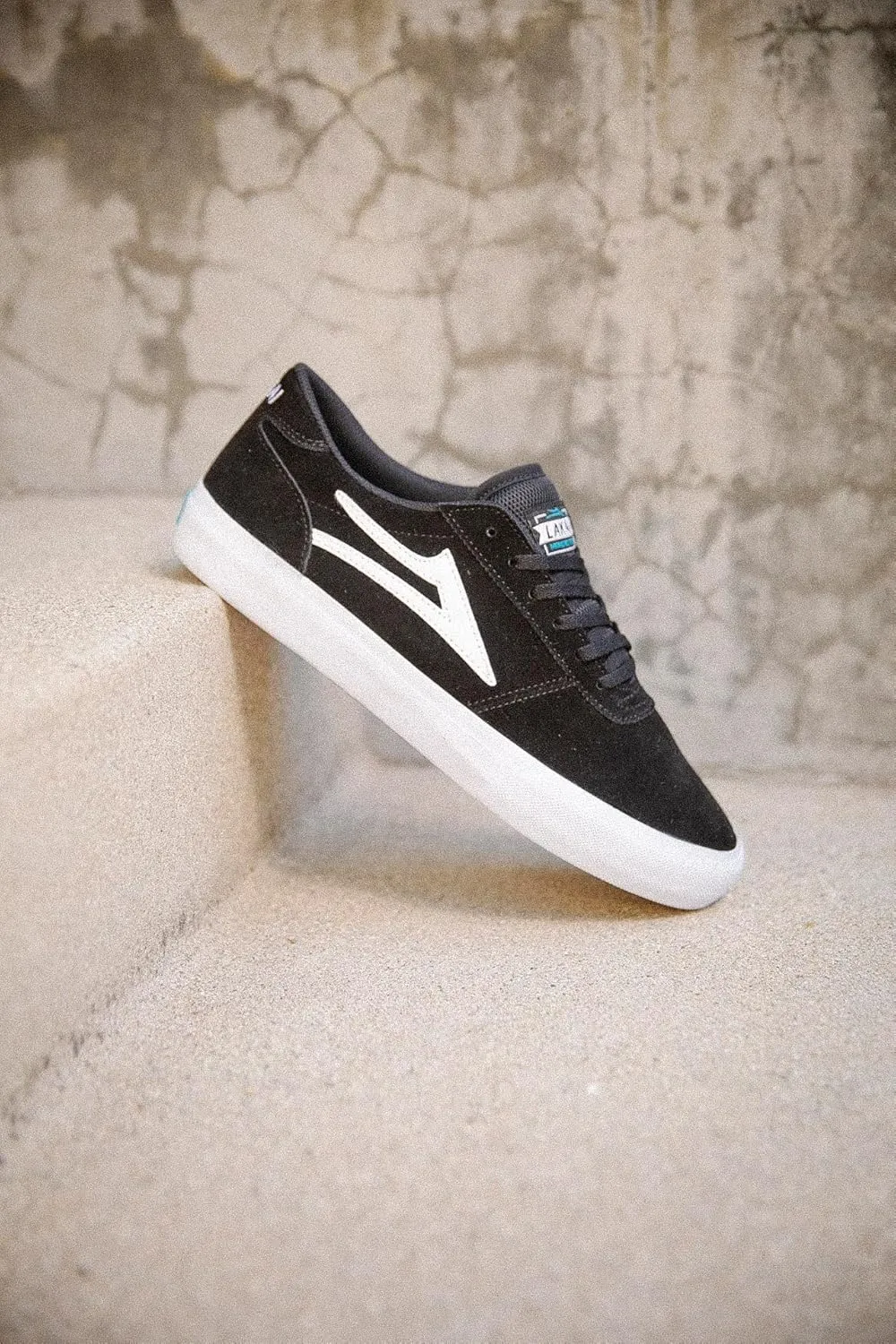 Lakai Manchester Men's Skate Shoes - Low Top Classic Sneakers