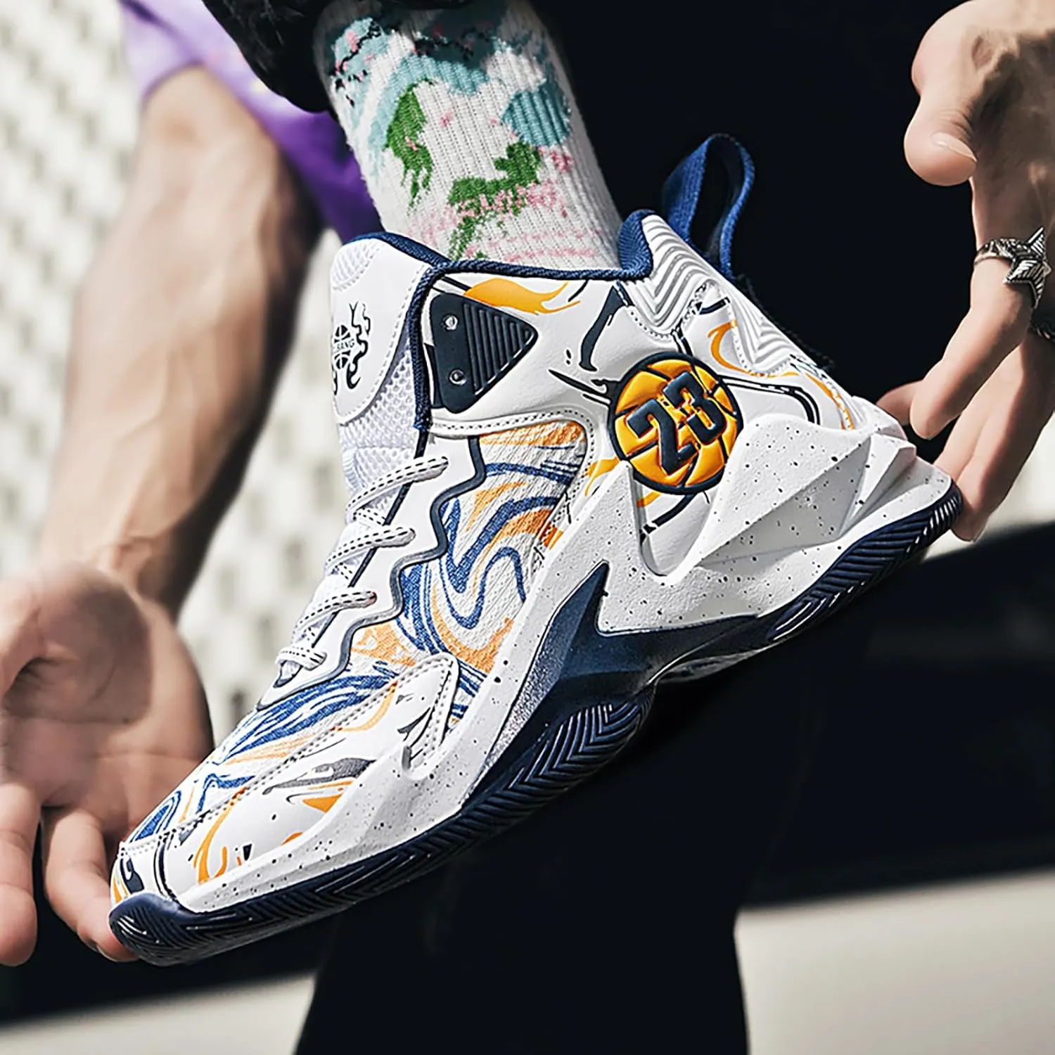 Men Basketball Shoes Fashion Athletic Sneakers Outdoor Sport Shoes Lightweight Volleyball Shoes Non Slip Basketball Shoes