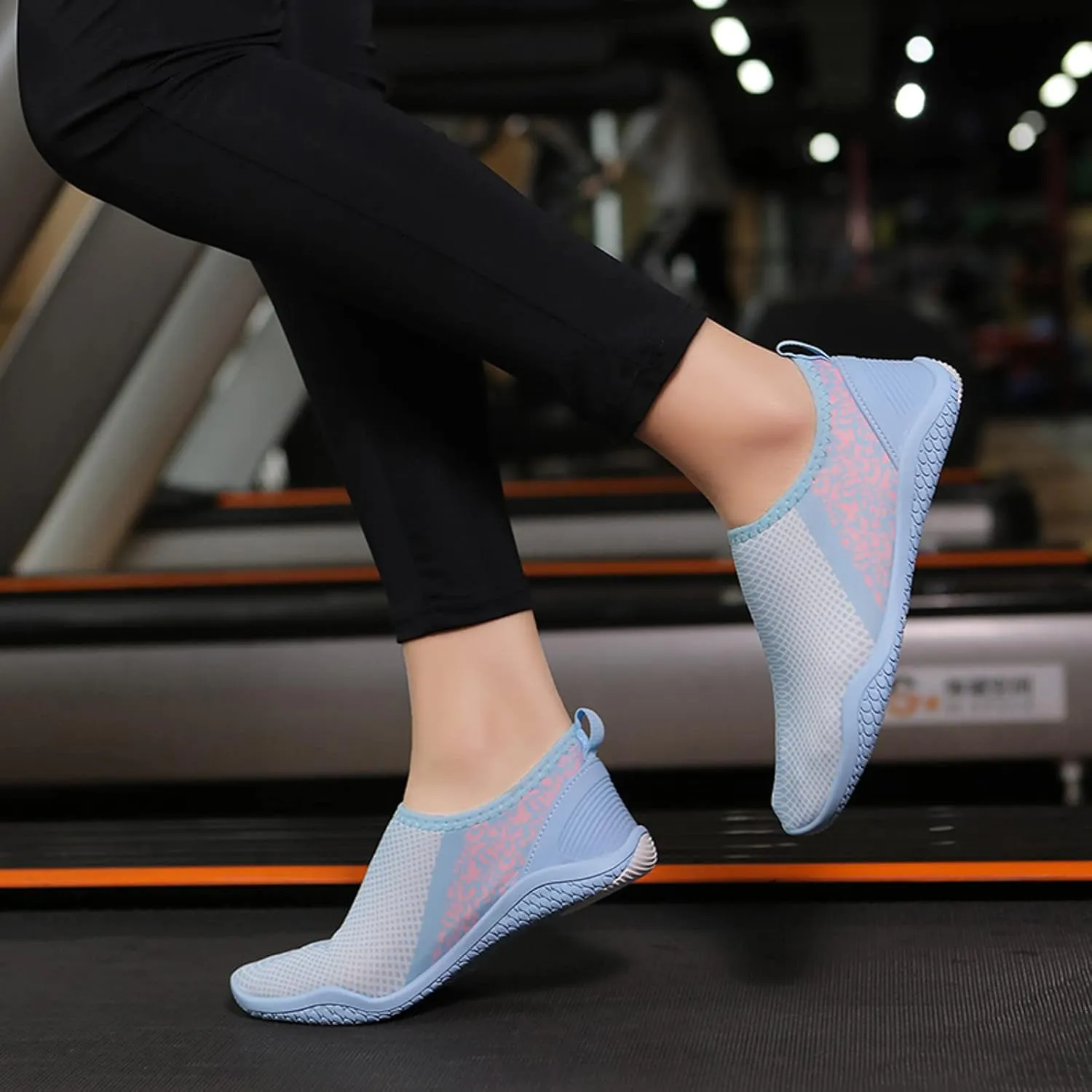 Mens Closed Toe Water Shoes 10 Breathable Non Slip Athletic Water Shoes Hiking Womens Wide Water Shoes Beach Swim Pool River Shoes for Pool Beach Surf Walking Water Park