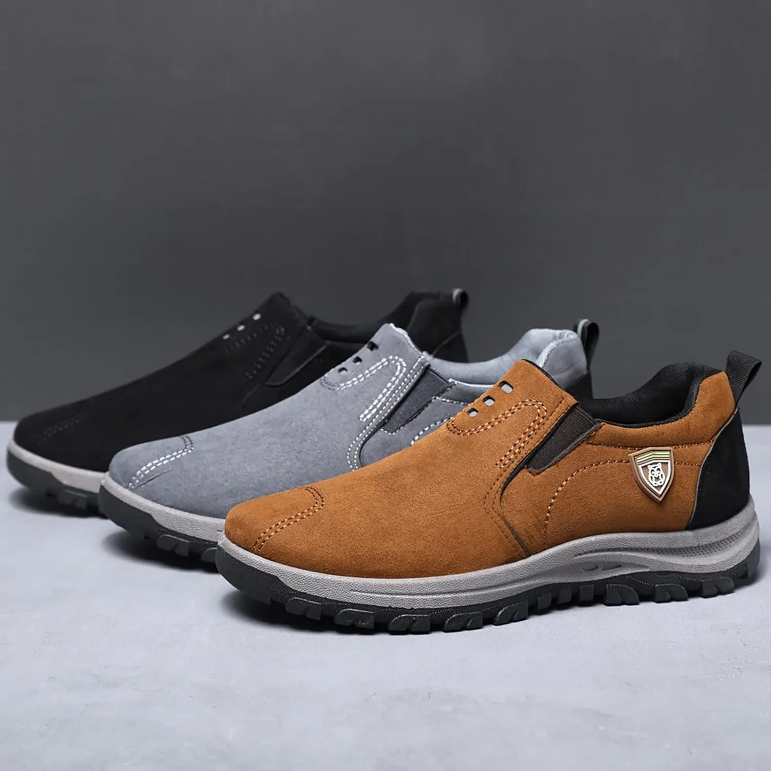 Mens Everyday Sneakers Men's New Pure Color Suede Fashion Casual Sports Shoes in Spring and