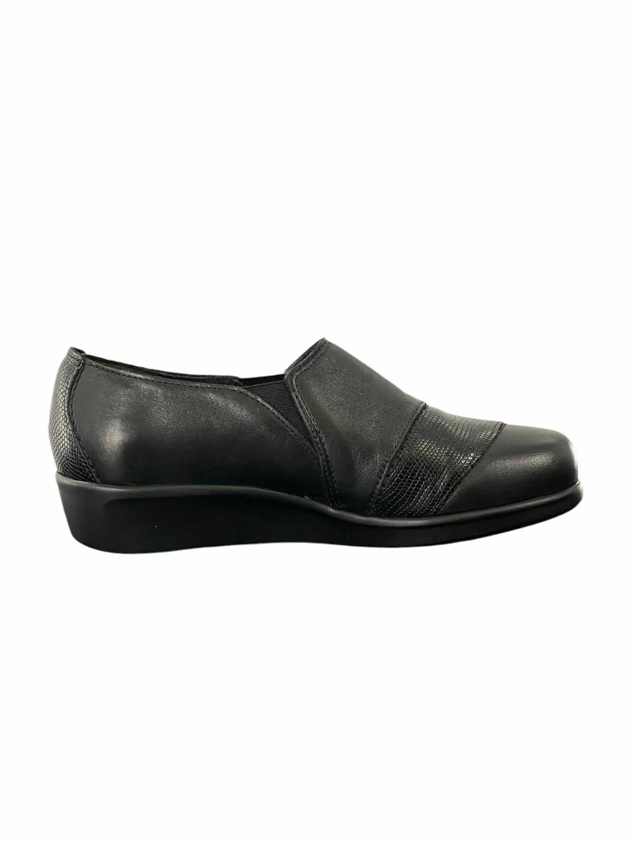 Sas Shoe Size 8 Black Nora Slip-On Loafer Loafers